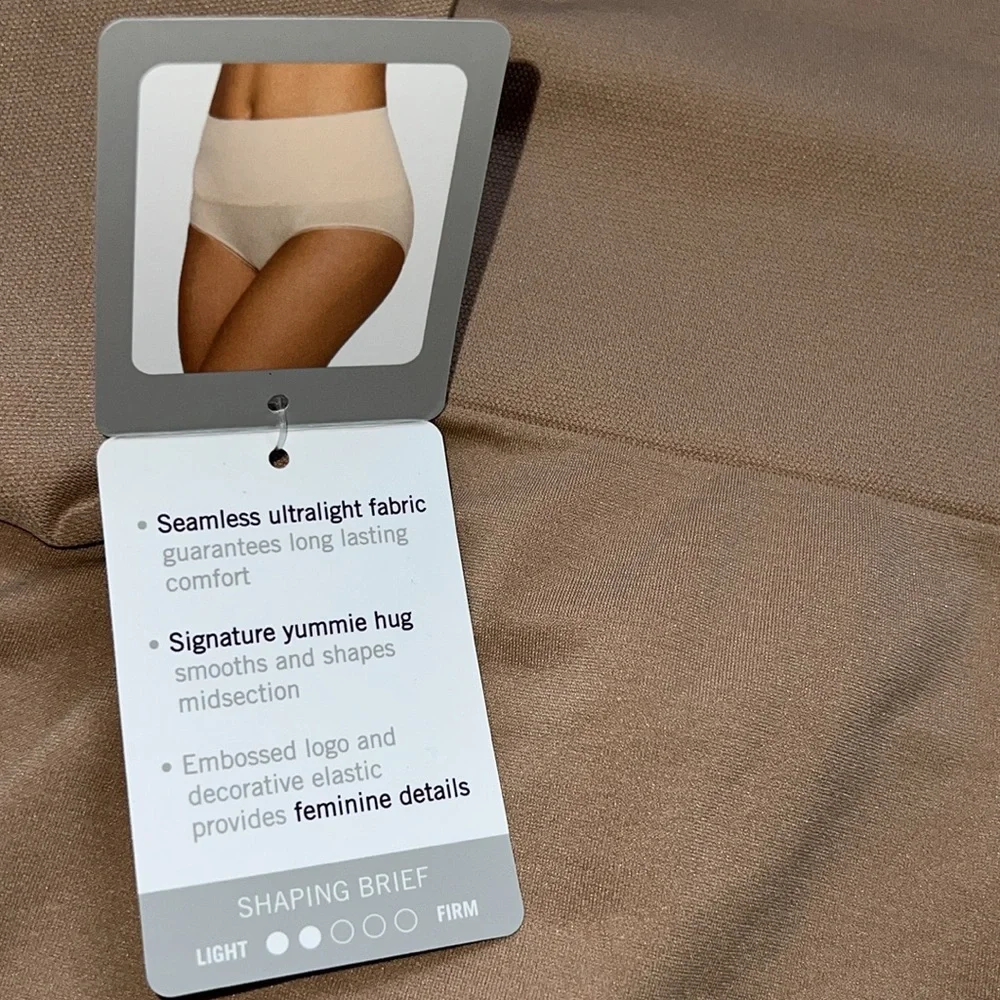 Yummie shaping brief NWT size 1X,2X